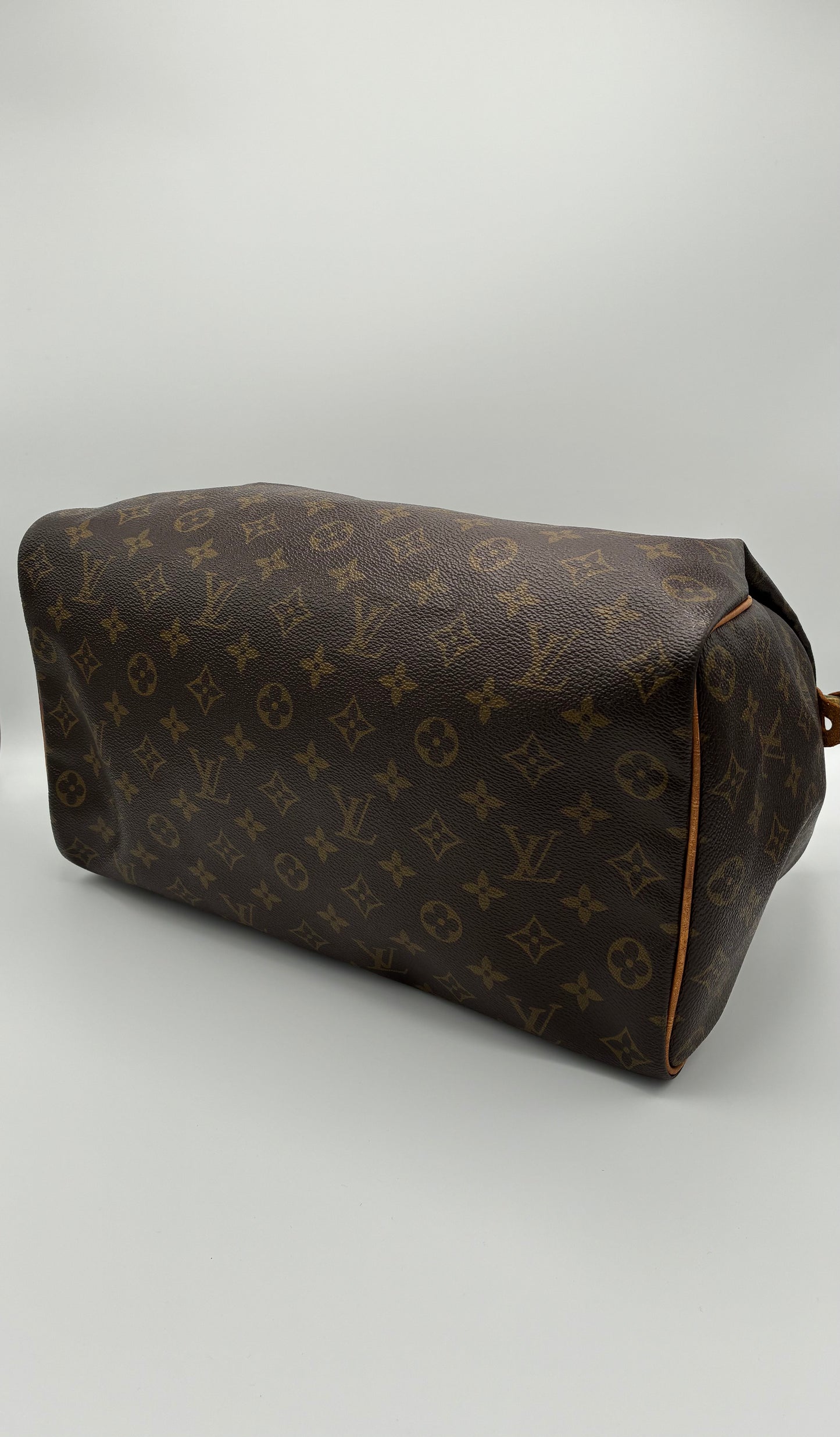 LOUIS VUITTON SPEEDY 35