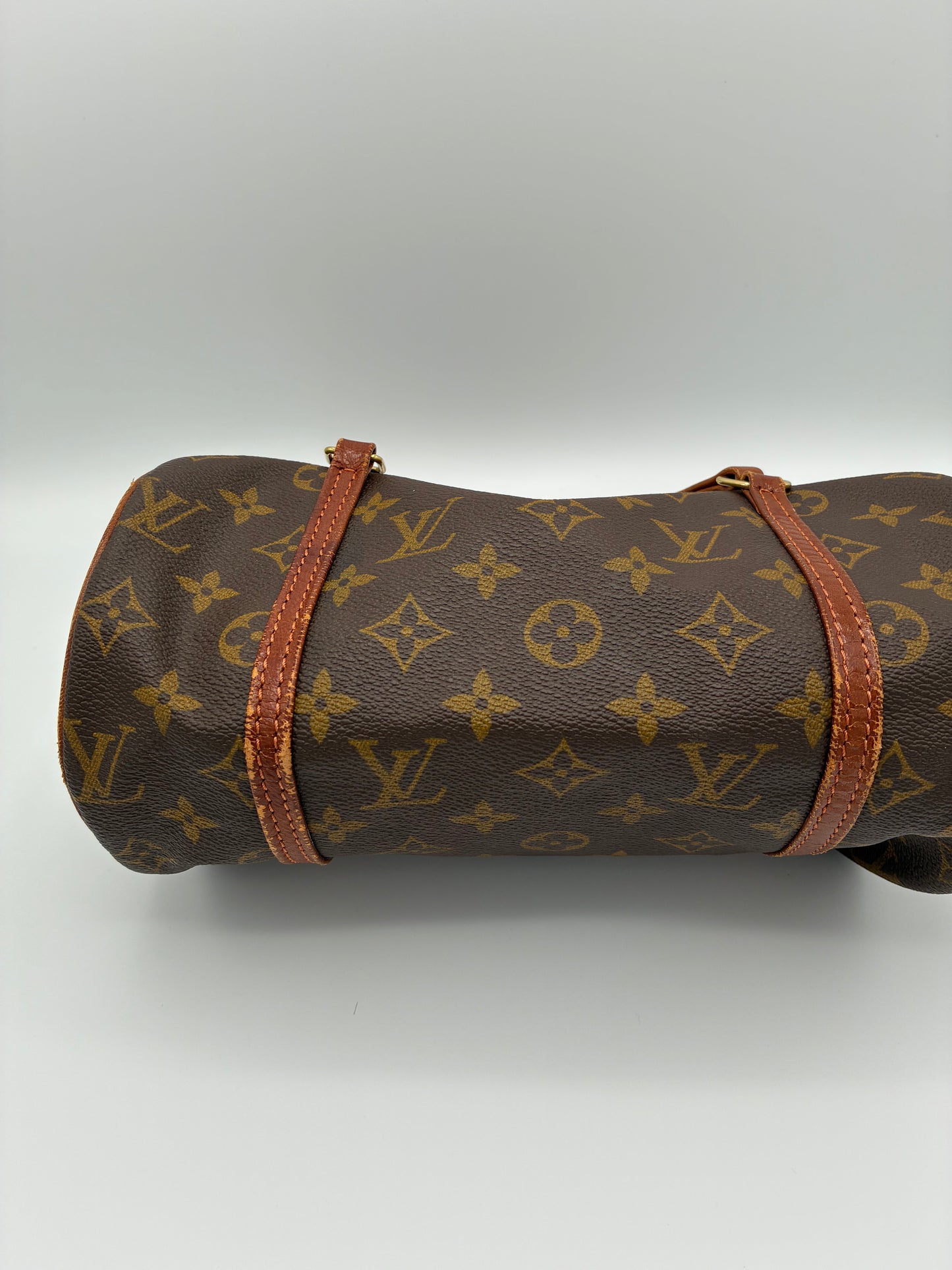 LOUIS VUITTON PAPILLON 26
