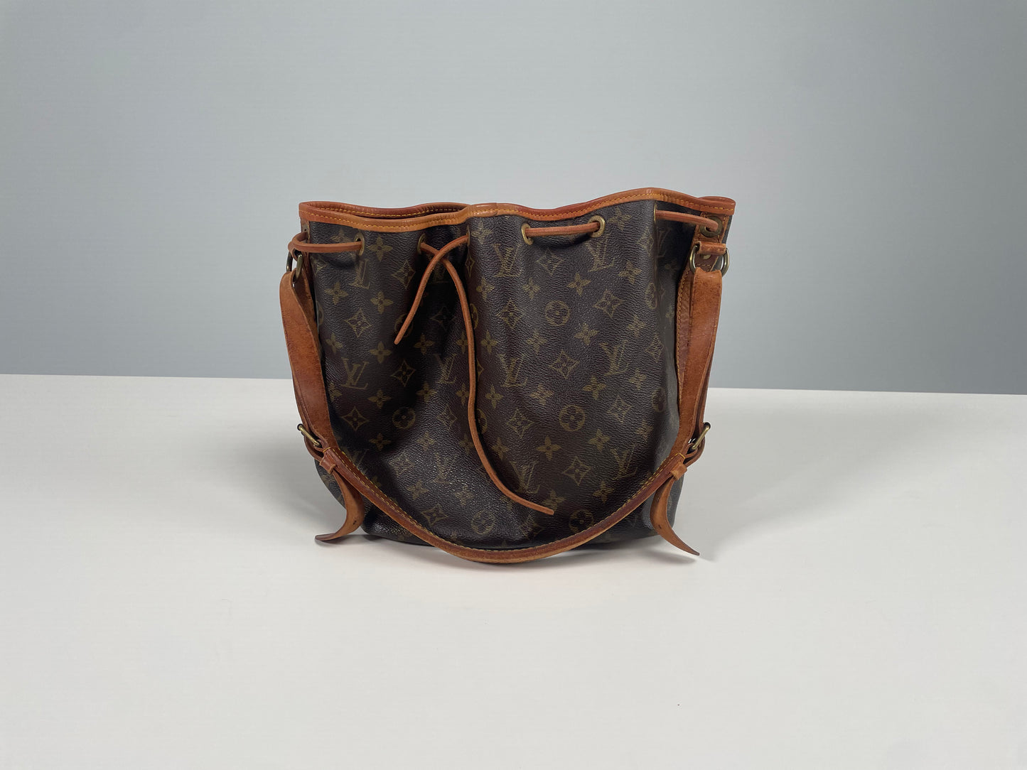 LOUIS VUITTON PETIT NOÉ