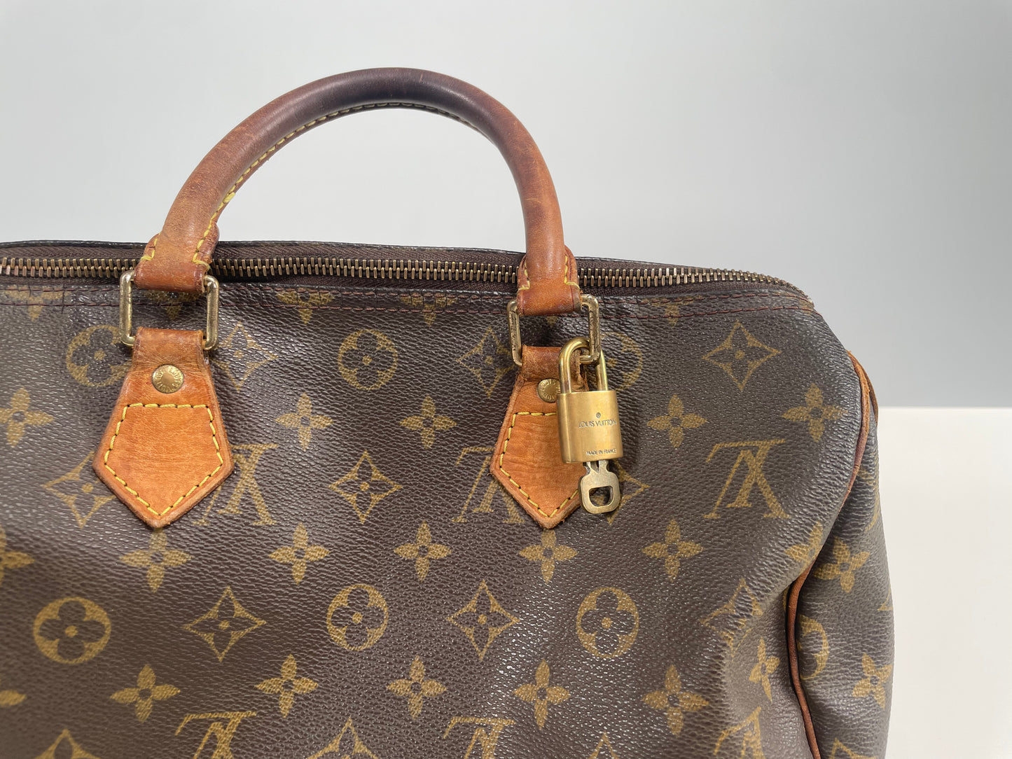 LOUIS VUITTON SPEEDY 30