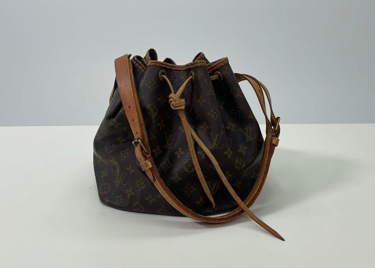 LOUIS VUITTON PETIT NOÉ