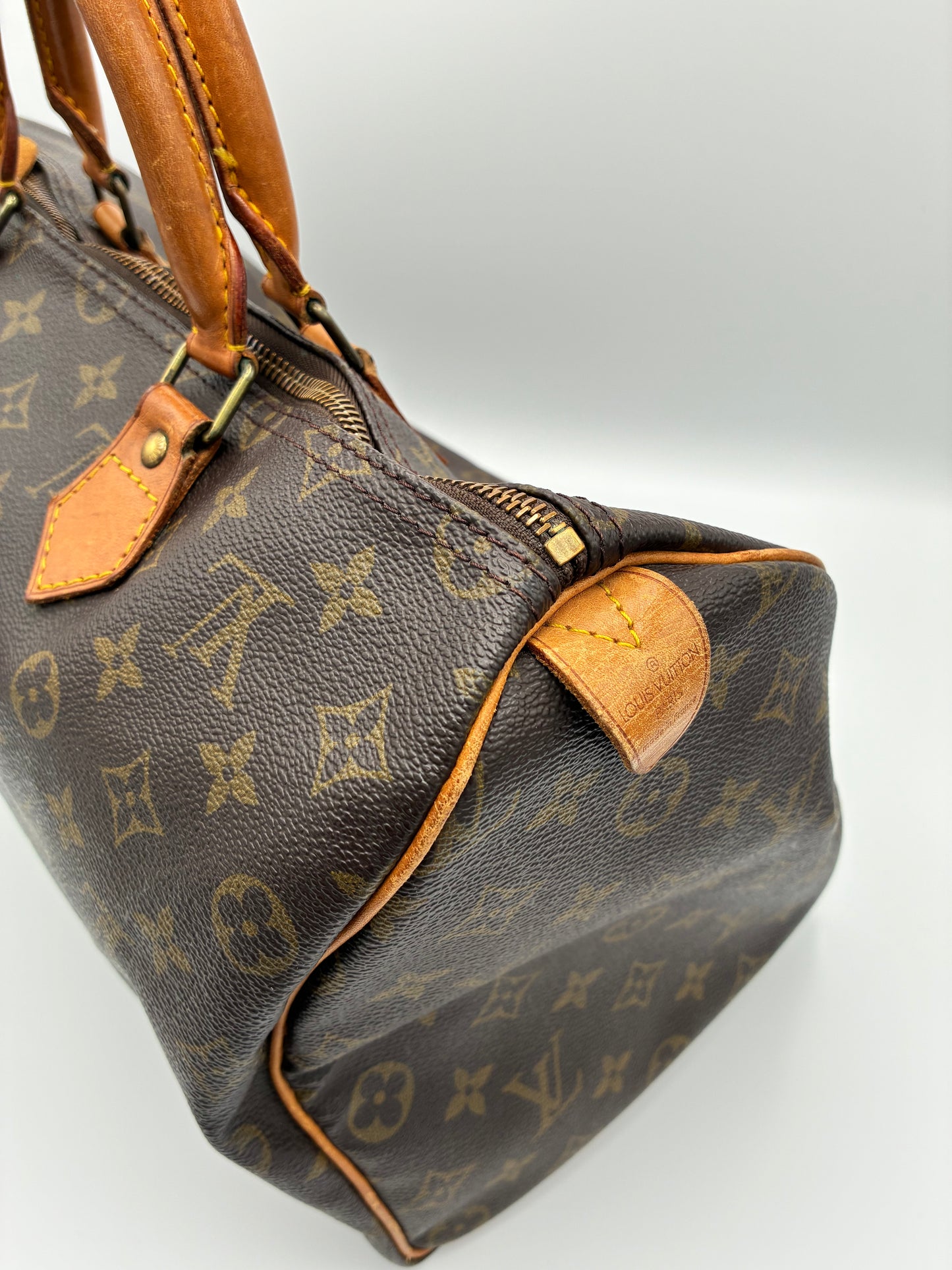 LOUIS VUITTON SPEEDY 35
