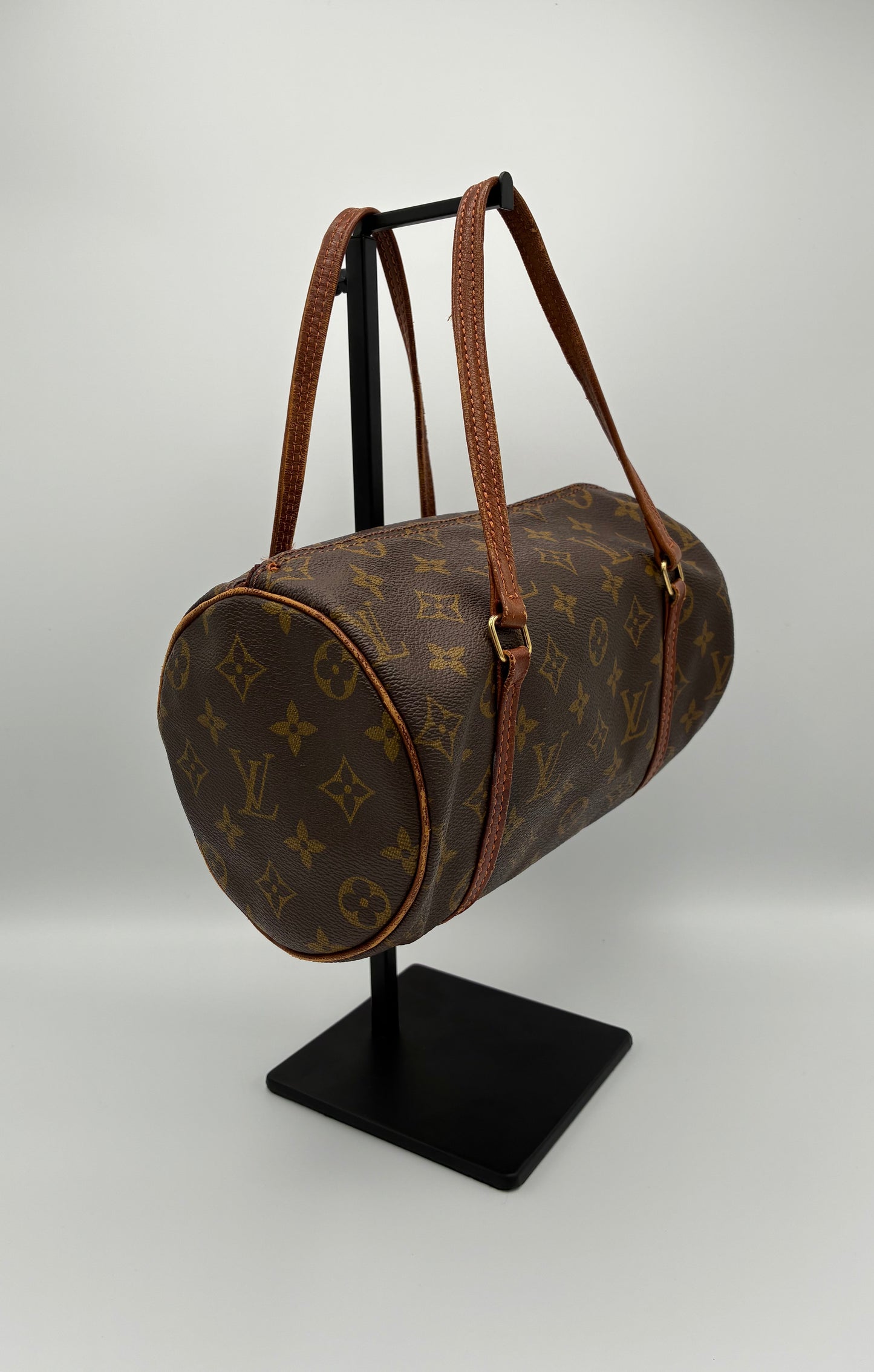 LOUIS VUITTON PAPILLON 26