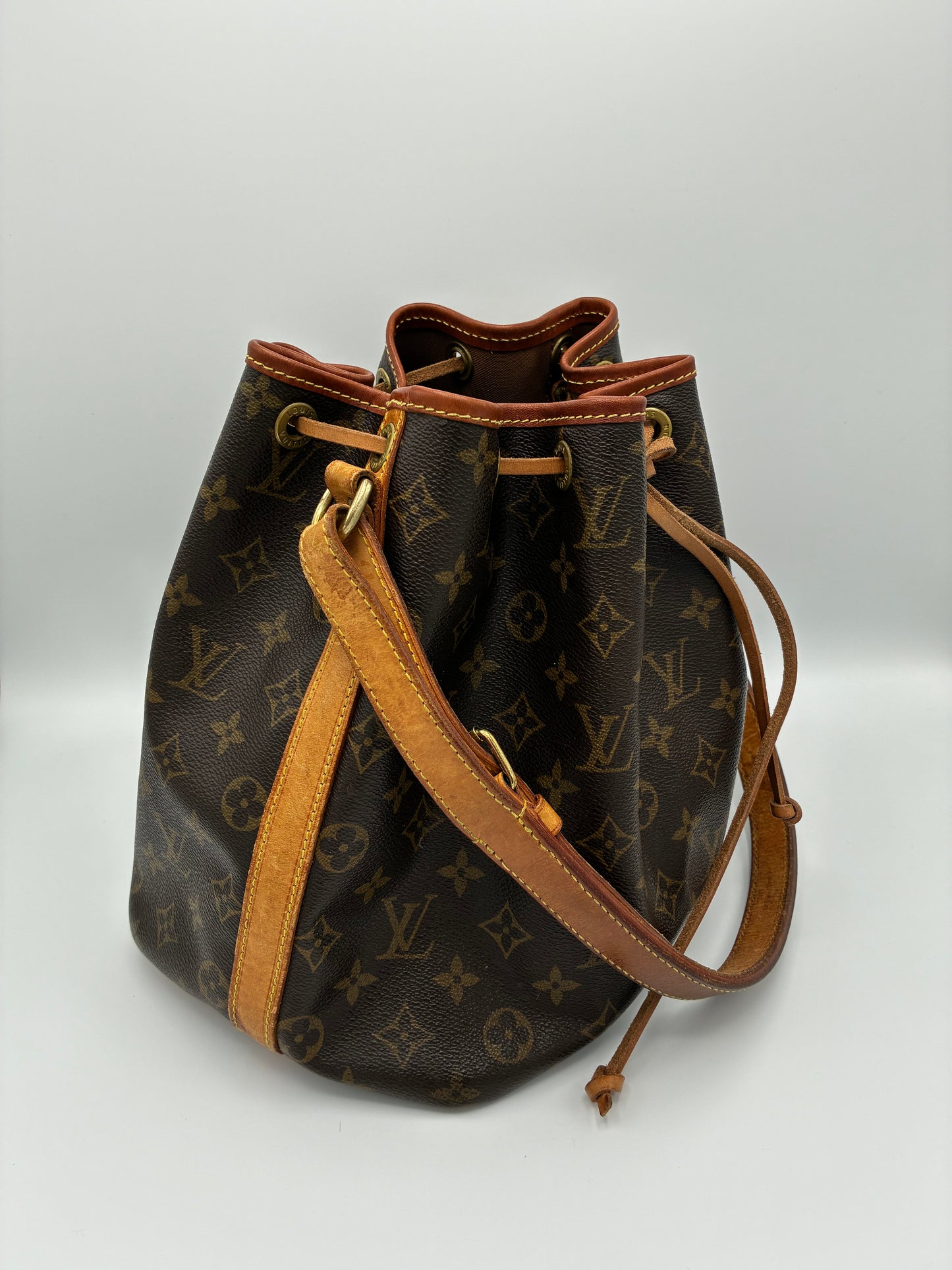 LOUIS VUITTON PETIT NOÉ